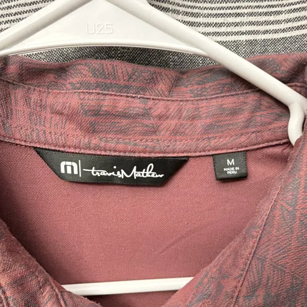 TravisMathew Men's Short Sleeve Polo Shirt Red Gray Abstract Logo M Reg